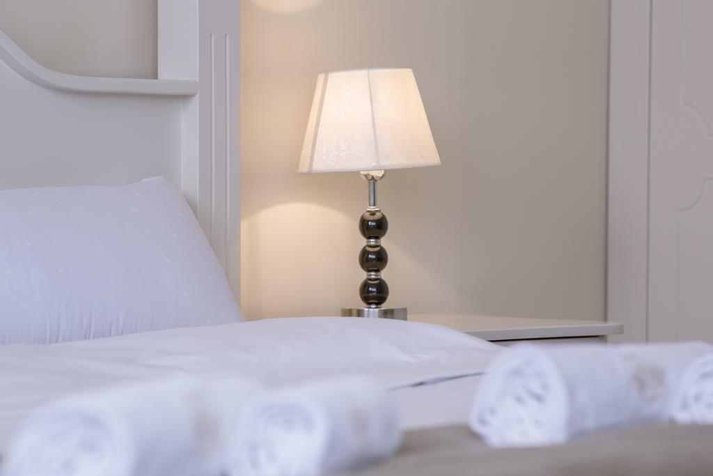 Hotel Semitronix Peja Exteriör bild